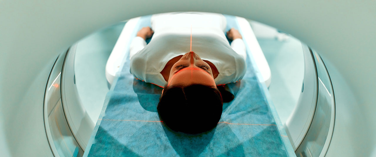 Safety of implantable medical device in MR environment